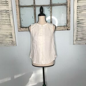 Chelsea28 Women's Ivory Button-up Sleeveless Blouse Size Small NWT